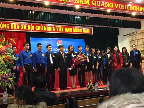Chi đoàn trường mầm non Sơn Ca tham dự đại hội đại biểu đoàn Phường Ngọc Lâm.